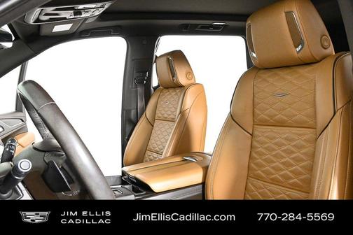 2022 Cadillac Escalade Sport
