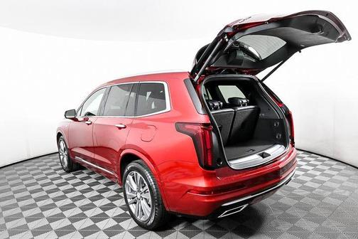 2025 Cadillac XT6 Premium Luxury FWD
