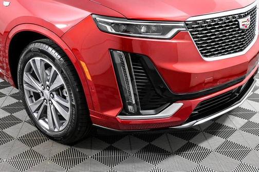 2025 Cadillac XT6 Premium Luxury FWD