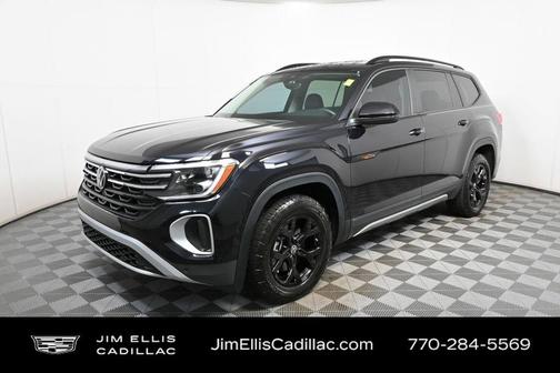 2024 Volkswagen Atlas 2.0T Peak Edition SE w/Technology