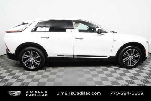 Crystal White Tri-Coat 2024 Cadillac LYRIQ Luxury