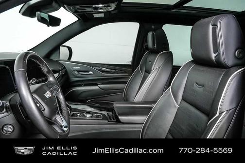 2022 Cadillac Escalade Sport