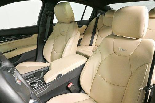 2022 Cadillac CT5 Premium Luxury RWD