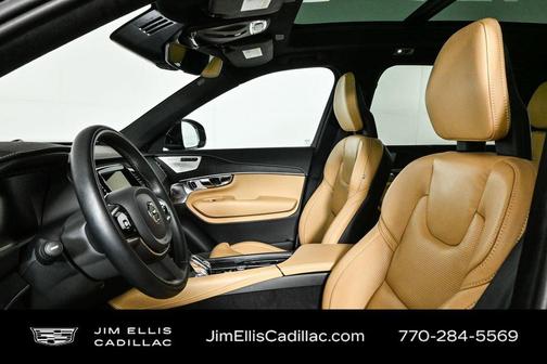 2021 Volvo XC90 Recharge Plug-In Hybrid T8 Inscription 7 Passenger