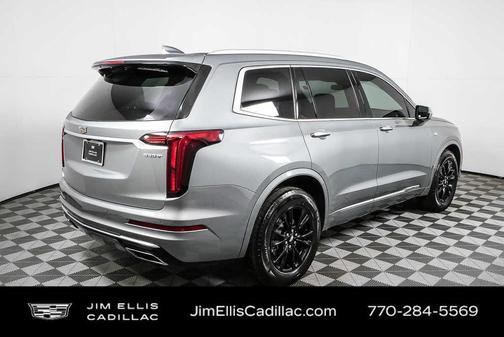 Silver Metallic 2023 Cadillac XT6 Luxury FWD