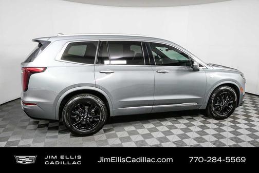 Silver Metallic 2023 Cadillac XT6 Luxury FWD