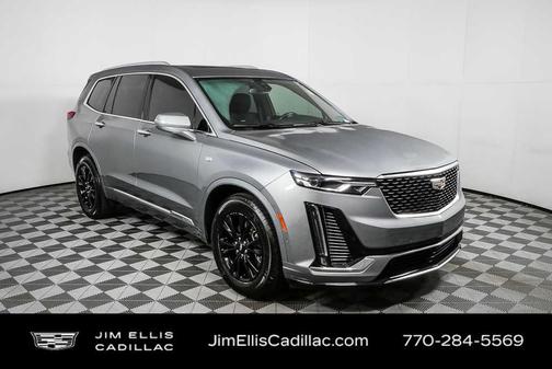 Silver Metallic 2023 Cadillac XT6 Luxury FWD