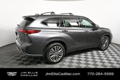 2021 Toyota Highlander Platinum