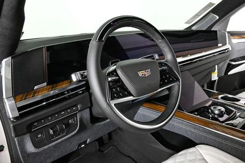 2025 Cadillac Escalade ESV Sport Platinum