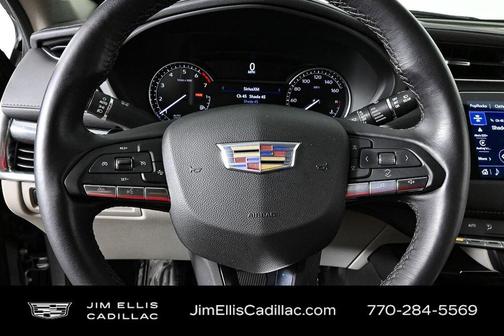 2023 Cadillac XT4 Premium Luxury