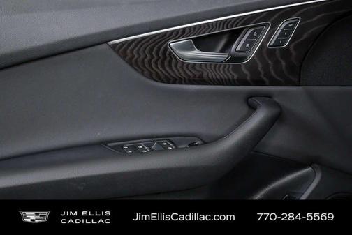 Glacier White Metallic 2021 Audi Q8 55 Premium Plus