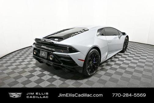 2022 Lamborghini Huracan EVO Base