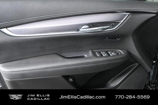 2023 Cadillac XT6 Luxury FWD