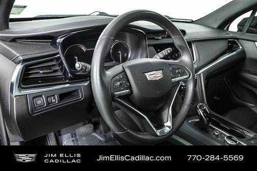 2023 Cadillac XT6 Luxury FWD