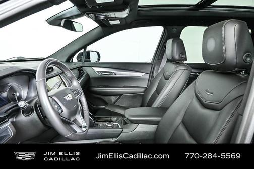 2023 Cadillac XT6 Luxury FWD