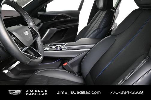 2024 Cadillac LYRIQ Sport