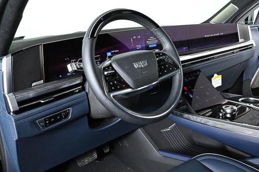 2025 Cadillac Escalade IQ SPORT 2