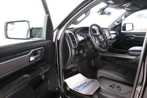 Photo 3 of 36 of 2020 RAM 1500 Big Horn