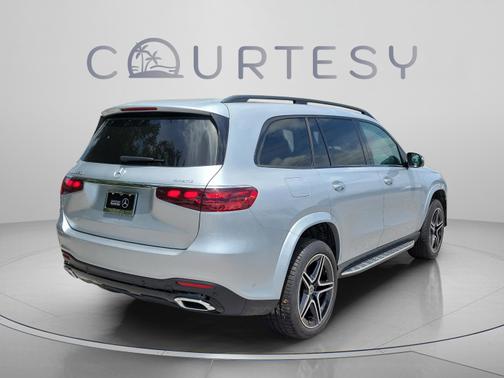 Cirrus Silver Metallic 2026 Mercedes-Benz GLS 450