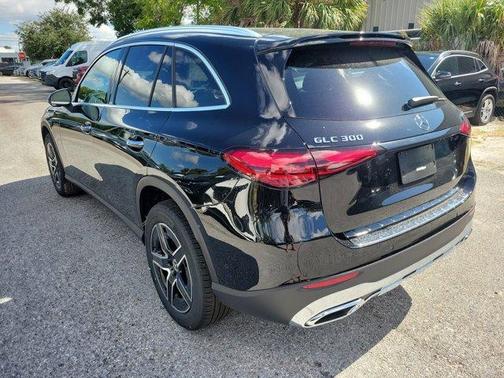 2026 Mercedes-Benz GLC 300 Base 4MATIC