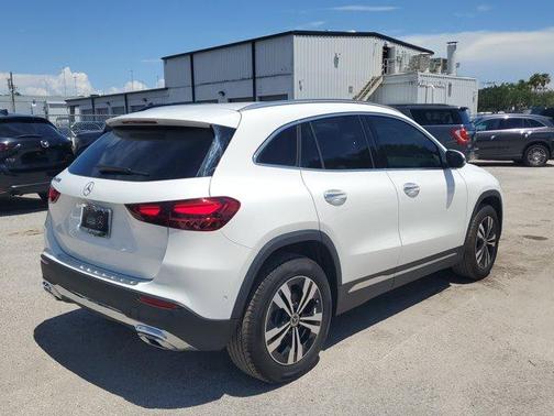2025 Mercedes-Benz GLA 250 Base