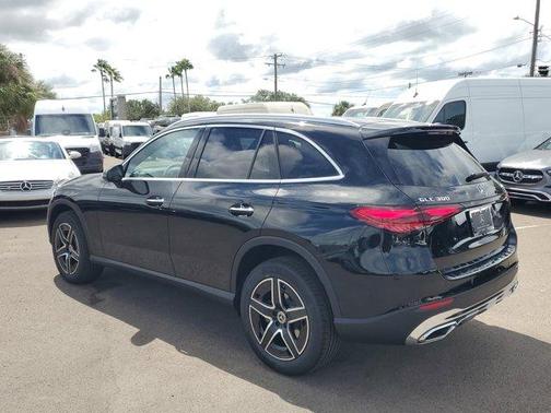 2026 Mercedes-Benz GLC 300 Base 4MATIC