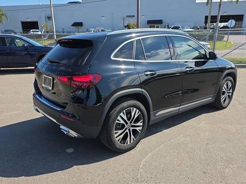 2025 Mercedes-Benz GLA 250 Base