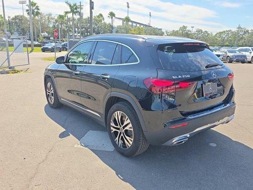 2025 Mercedes-Benz GLA 250 Base
