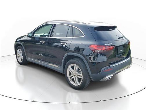 2021 Mercedes-Benz GLA 250 Base