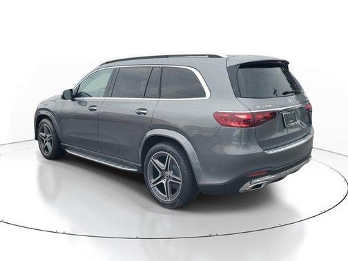 2026 Mercedes-Benz GLS 450 