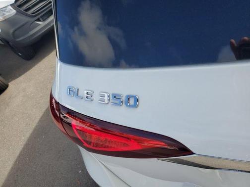 2022 Mercedes-Benz GLE 350 Base