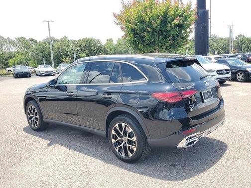 2025 Mercedes-Benz GLC 350e Base 4MATIC