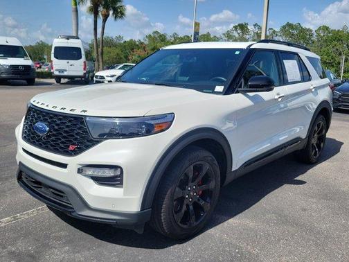2023 Ford Explorer ST