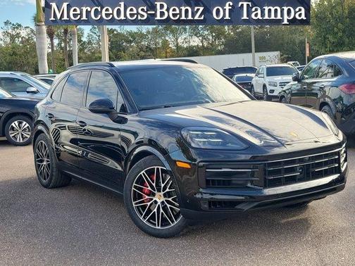 2024 Porsche Cayenne S
