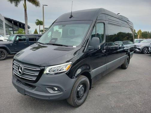 2025 Mercedes-Benz Sprinter 2500 High Roof