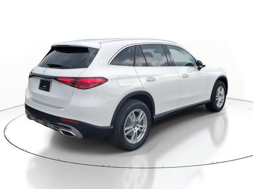 2025 Mercedes-Benz GLC 300 Base