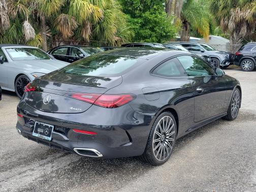 Graphite Grey Metallic 2026 Mercedes-Benz CLE 300