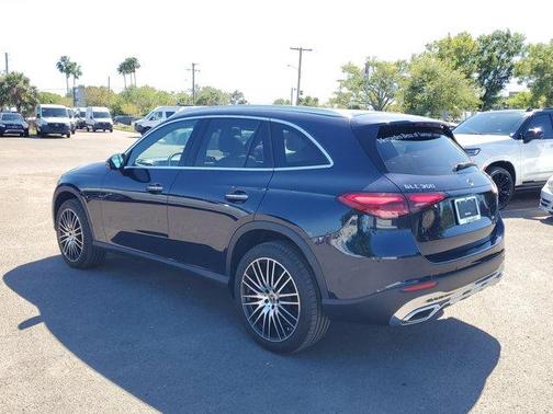 2024 Mercedes-Benz GLC 300 Base 4MATIC