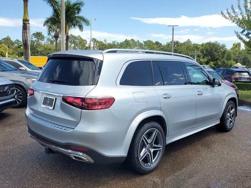 2025 Mercedes-Benz GLS 450 4MATIC