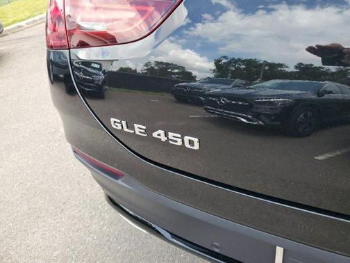 2026 Mercedes-Benz GLE 450 4MATIC