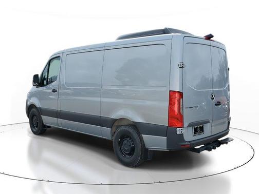 2025 Mercedes-Benz Sprinter 2500 Standard Roof