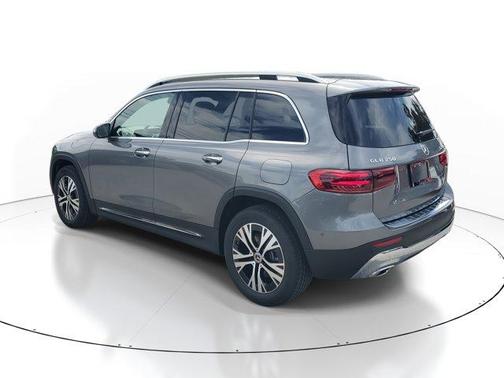 2026 Mercedes-Benz GLB 250 Base