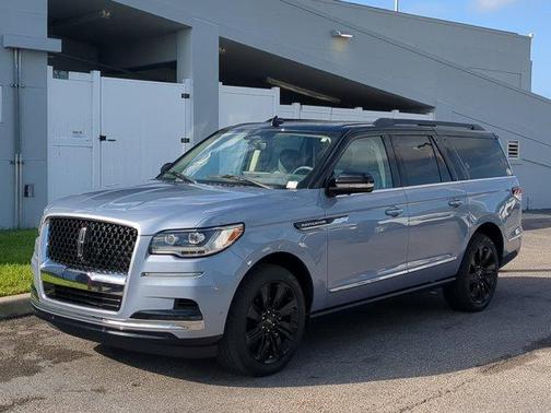 2023 Lincoln Navigator L Black Label