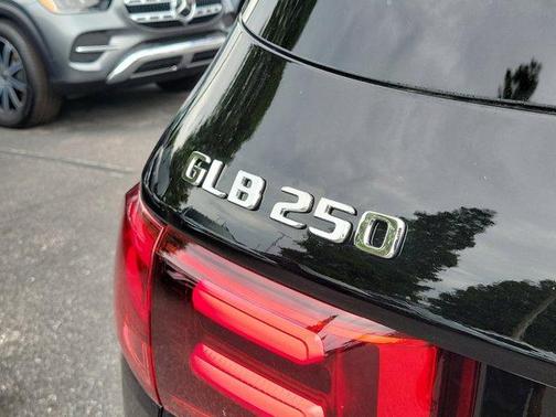 2025 Mercedes-Benz GLB 250 Base
