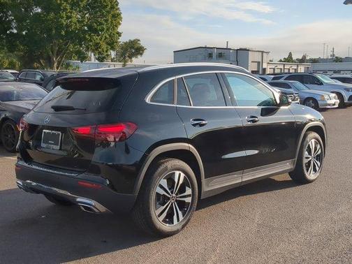 2025 Mercedes-Benz GLA 250 Base