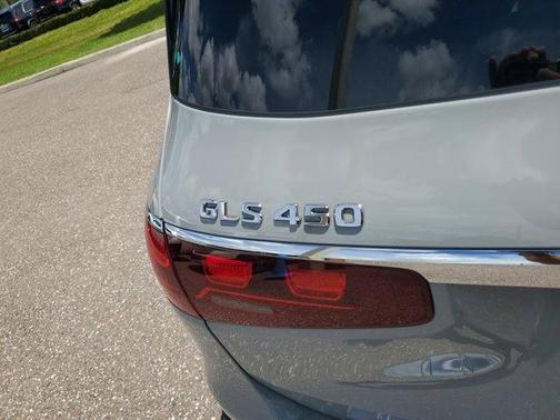 2024 Mercedes-Benz GLS 450 4MATIC
