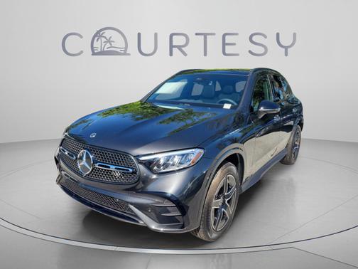 Graphite Grey Metallic 2026 Mercedes-Benz GLC 300