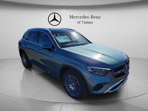 Verde 2026 Mercedes-Benz GLC 300 Base