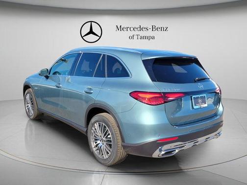 Verde 2026 Mercedes-Benz GLC 300 Base