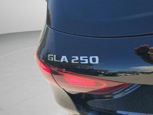 2025 Mercedes-Benz GLA 250 Base